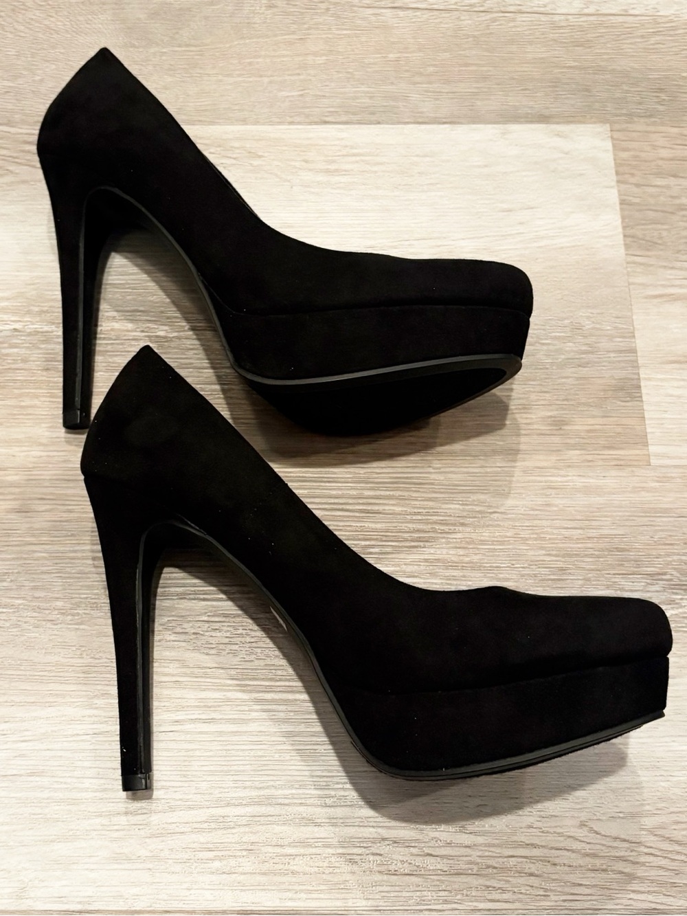 NWT CHINESE LAUNDRY WONDER PUMPS